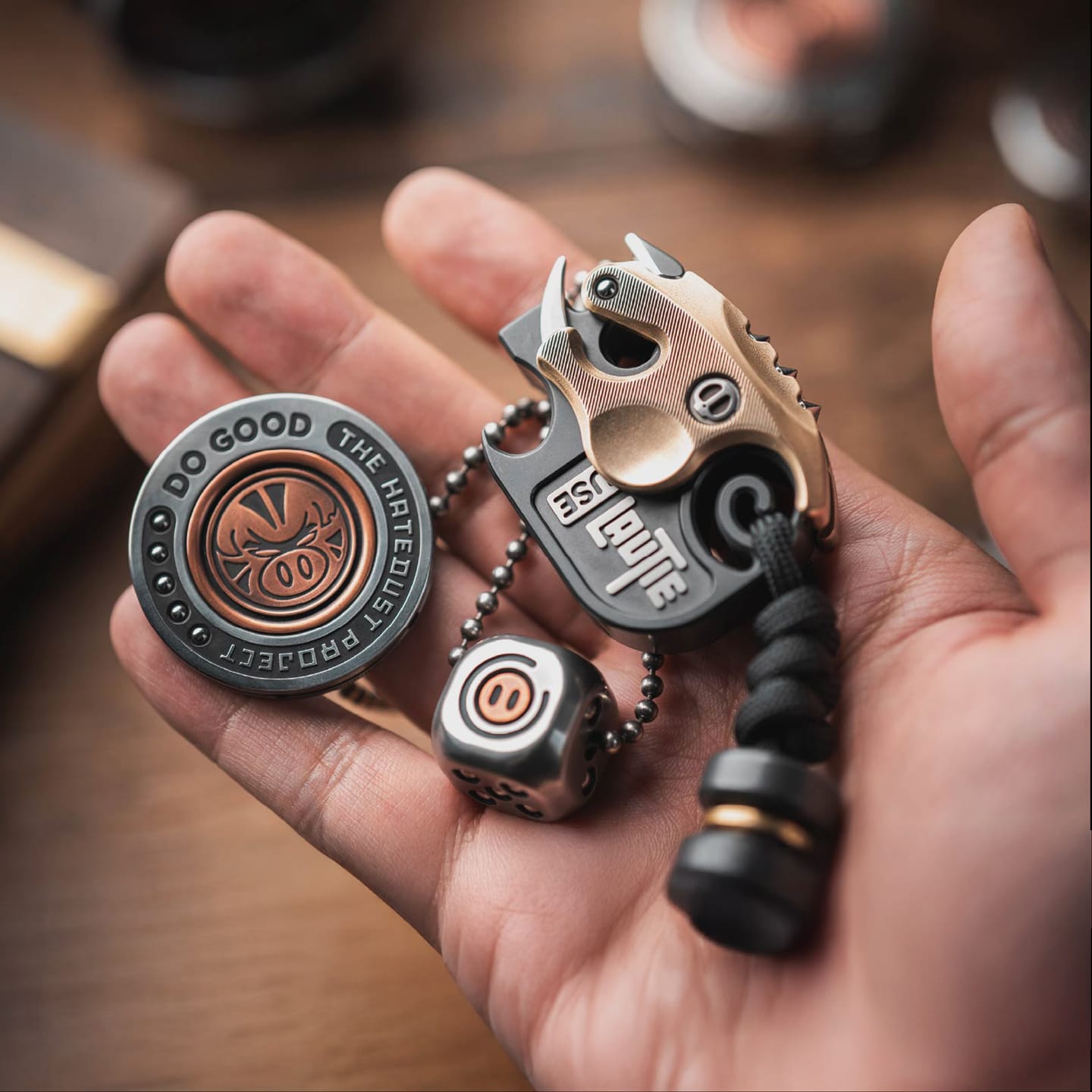 LAUTIE 只禁优惠代码 Armored Boar Bottle Opener