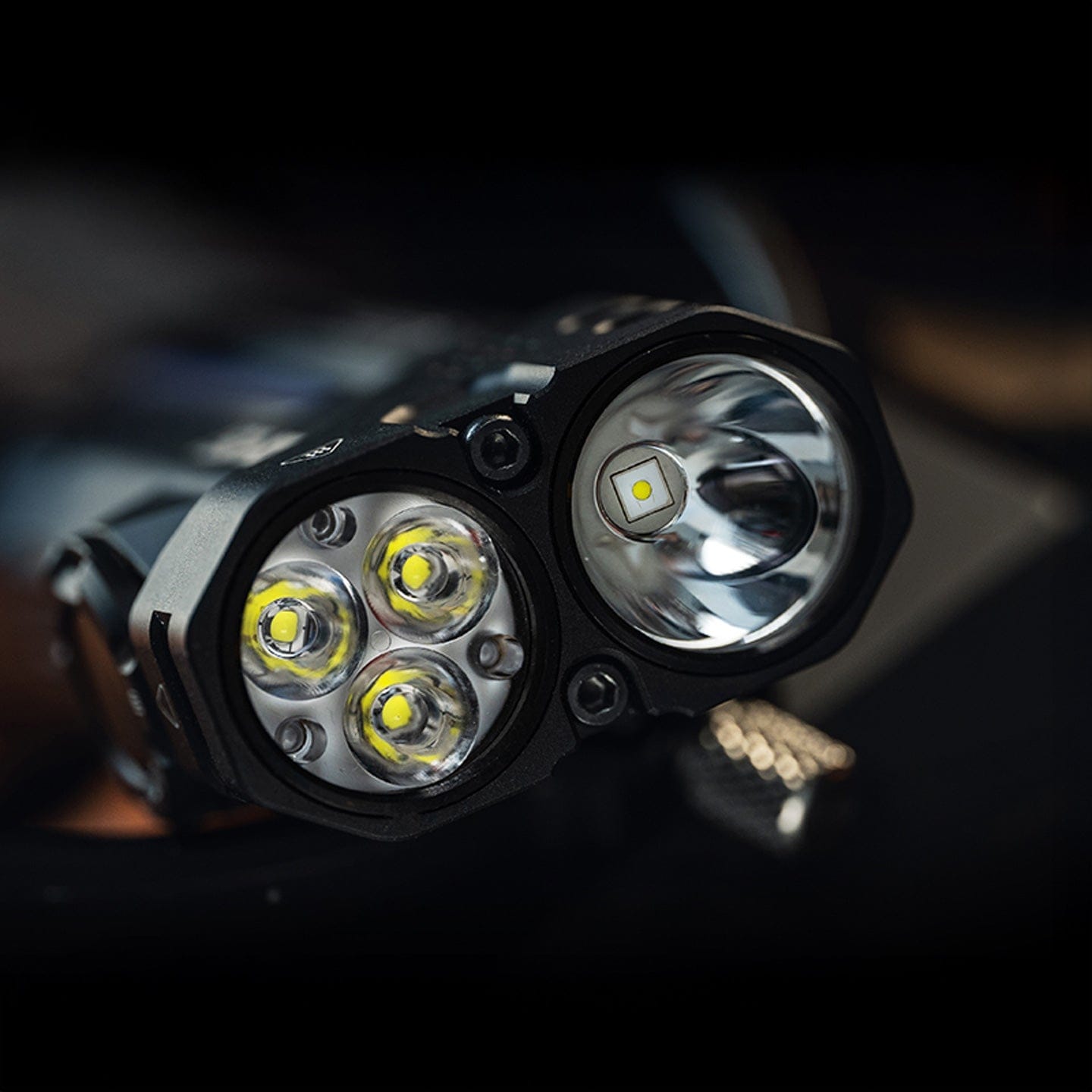 LOOP, SK05 Pro, LED Flashlight
