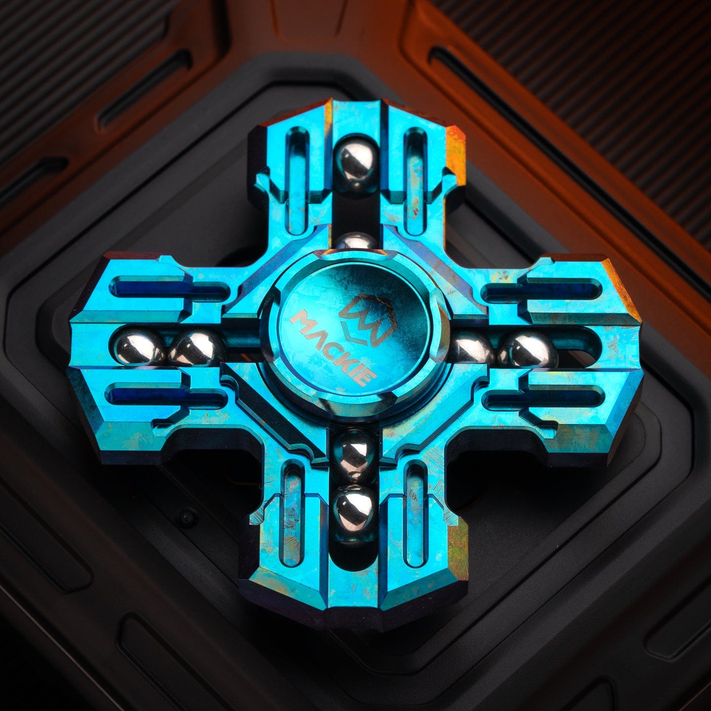 MACKIE, Paladin, Fidget Spinner
