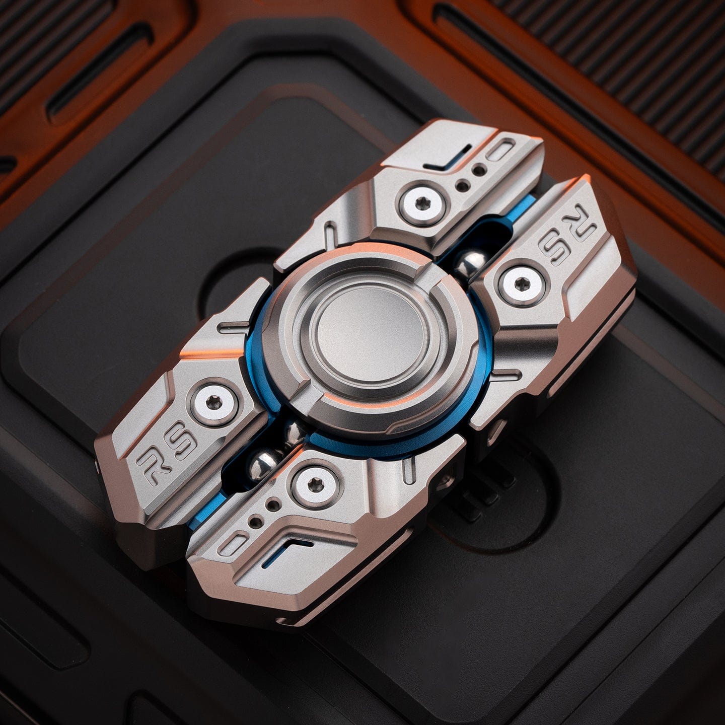 MACKIE 只禁优惠代码 Star Ship 2.0 Blasted Titanium