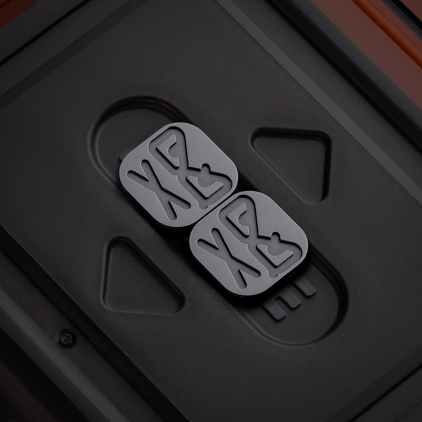 MACKIE Pendants Emotional Cube Polished Zirconium - Shut plates (without main body)