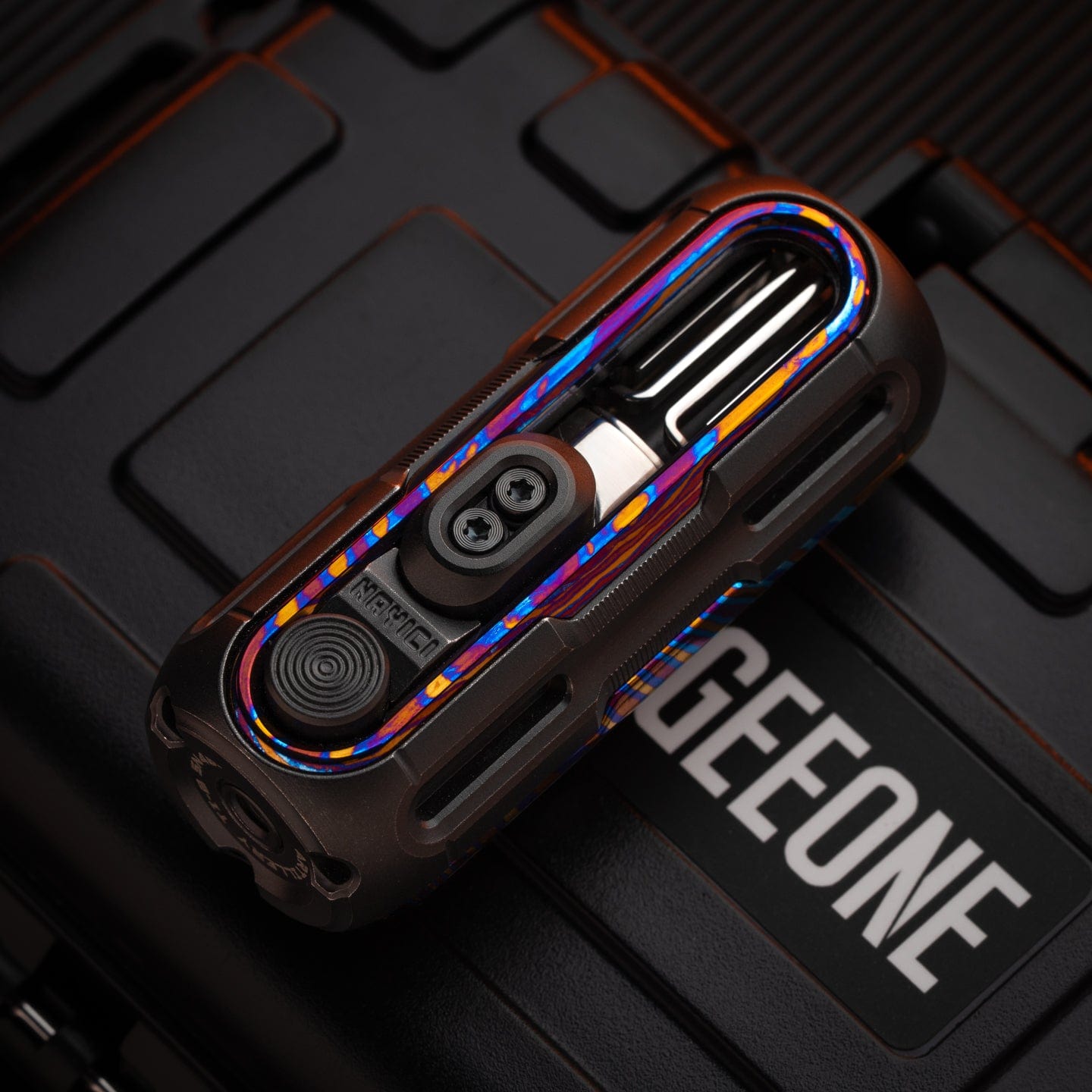 MUYI Fidget Slider ARTILLERY Blackened Titanium (Mokuti plate)