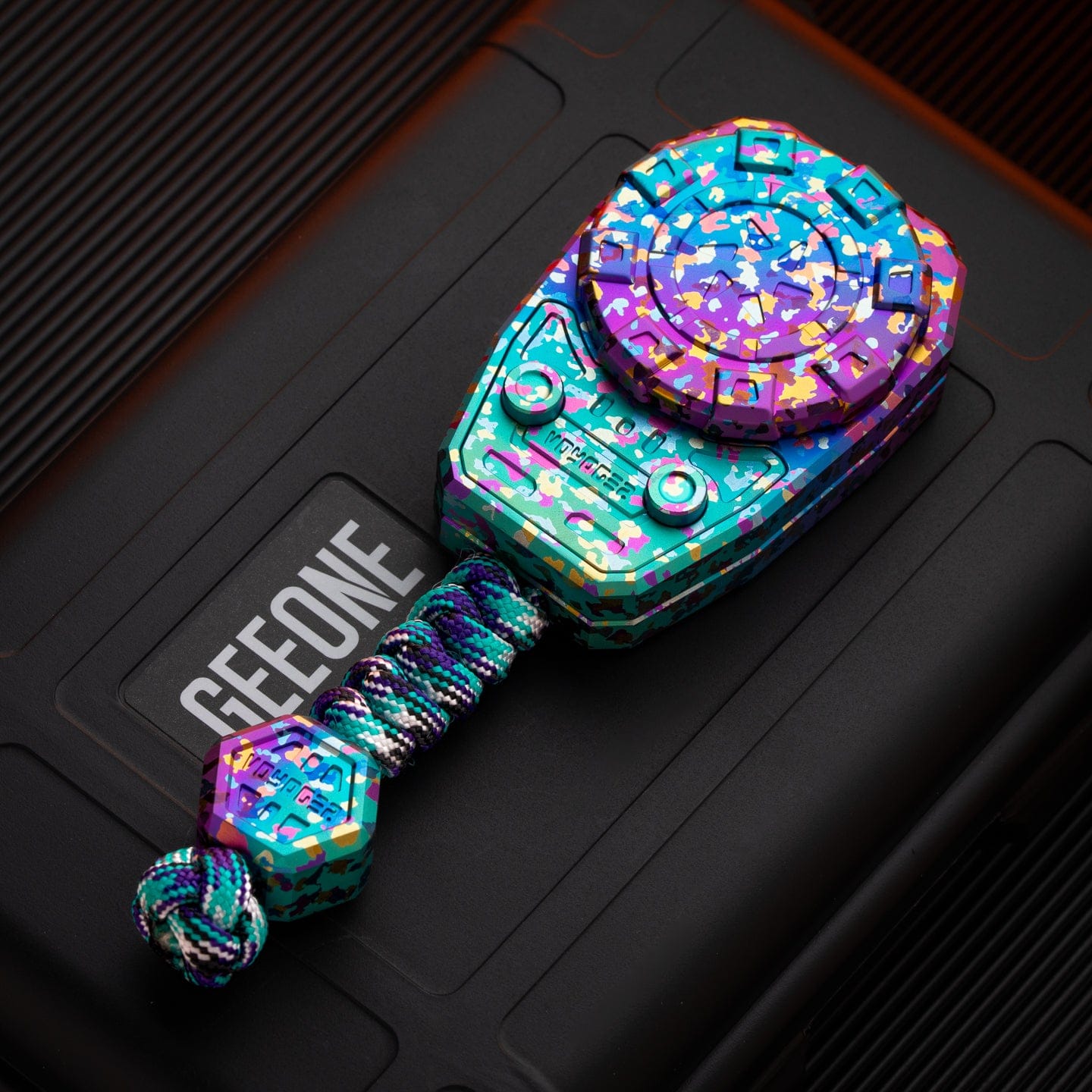 Ryan EDC 只禁优惠代码 Voyager Mechanical Slider Titanium-Neon color