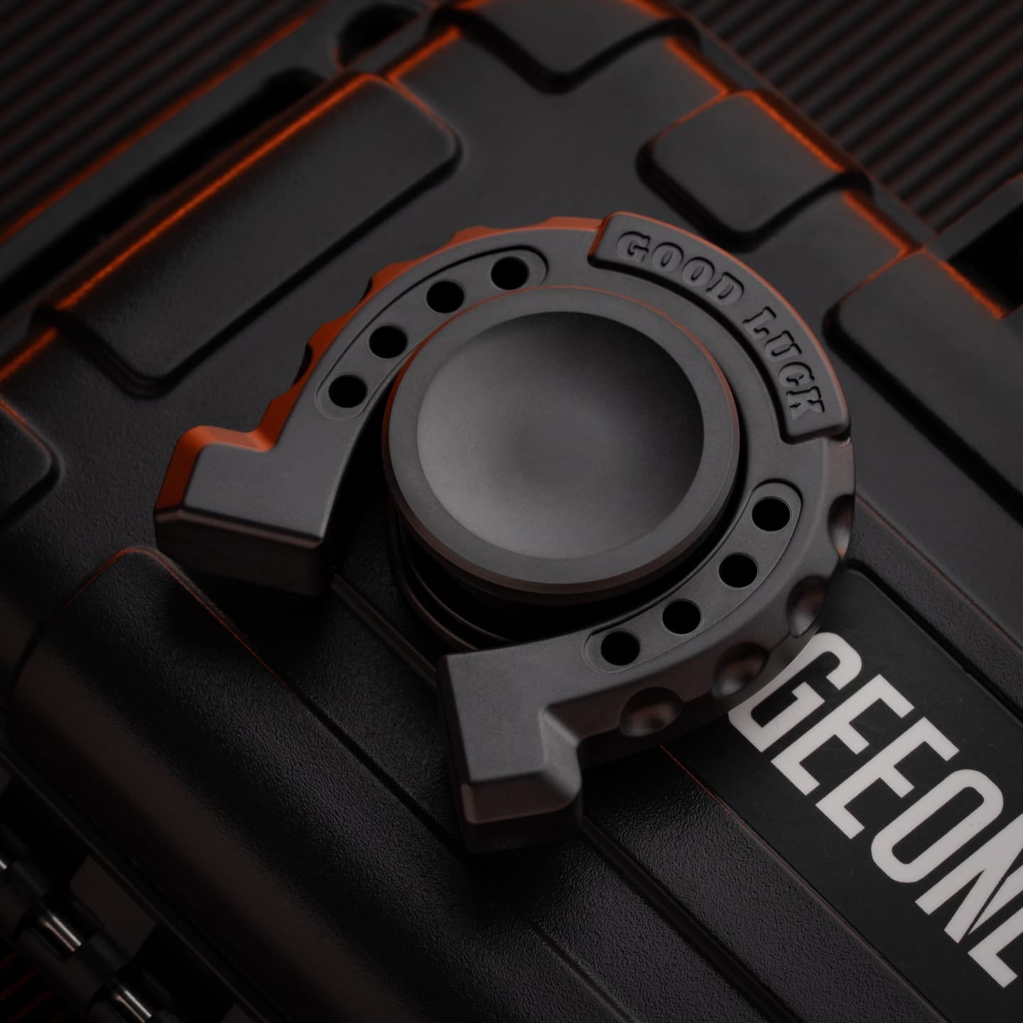 SAO EDC 只禁优惠代码 Lucky Horseshoe Spinner Blasted Zirconium