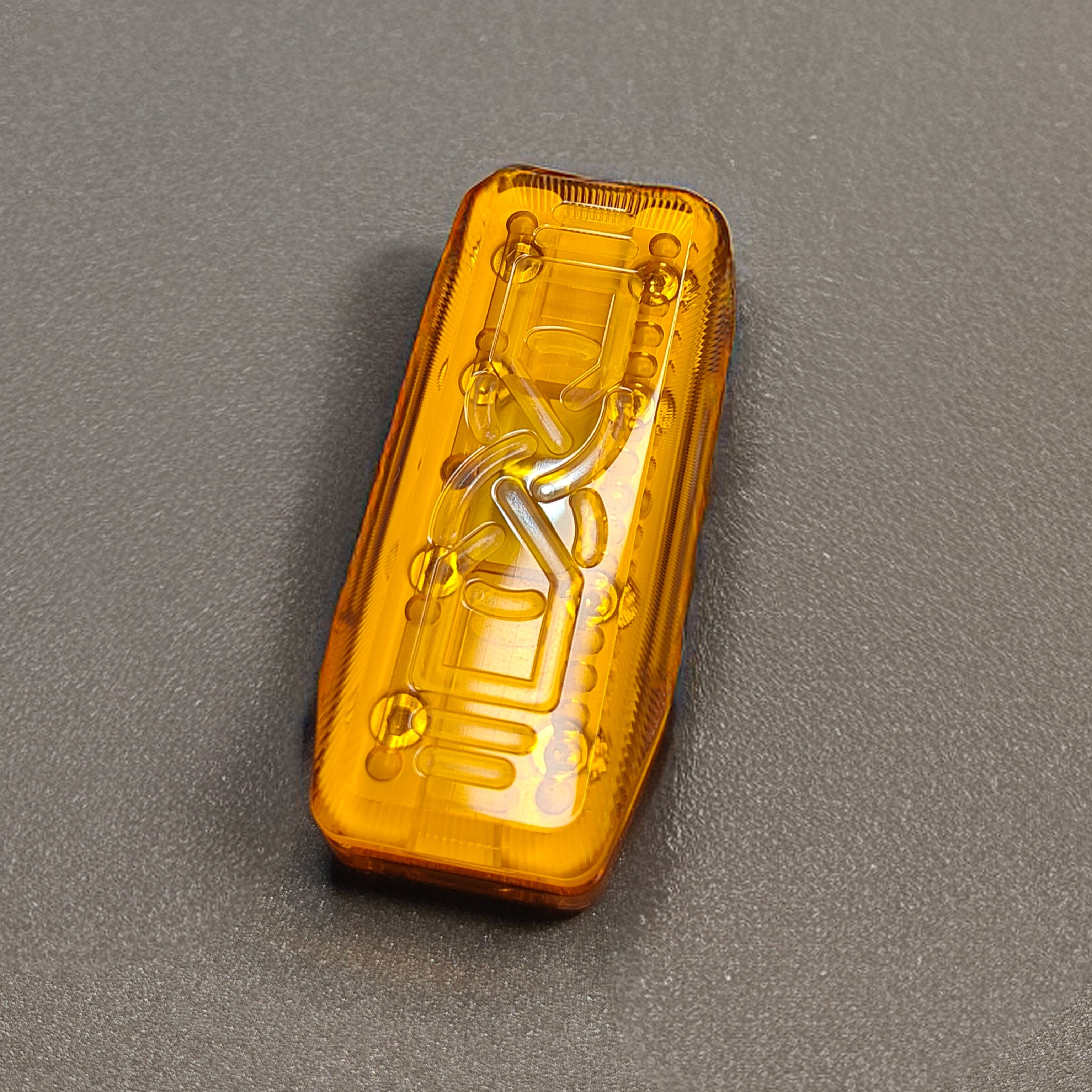 Sequence 只禁优惠代码 Shuttle Slider Polished PMMA-yellow (ships in 7 days)