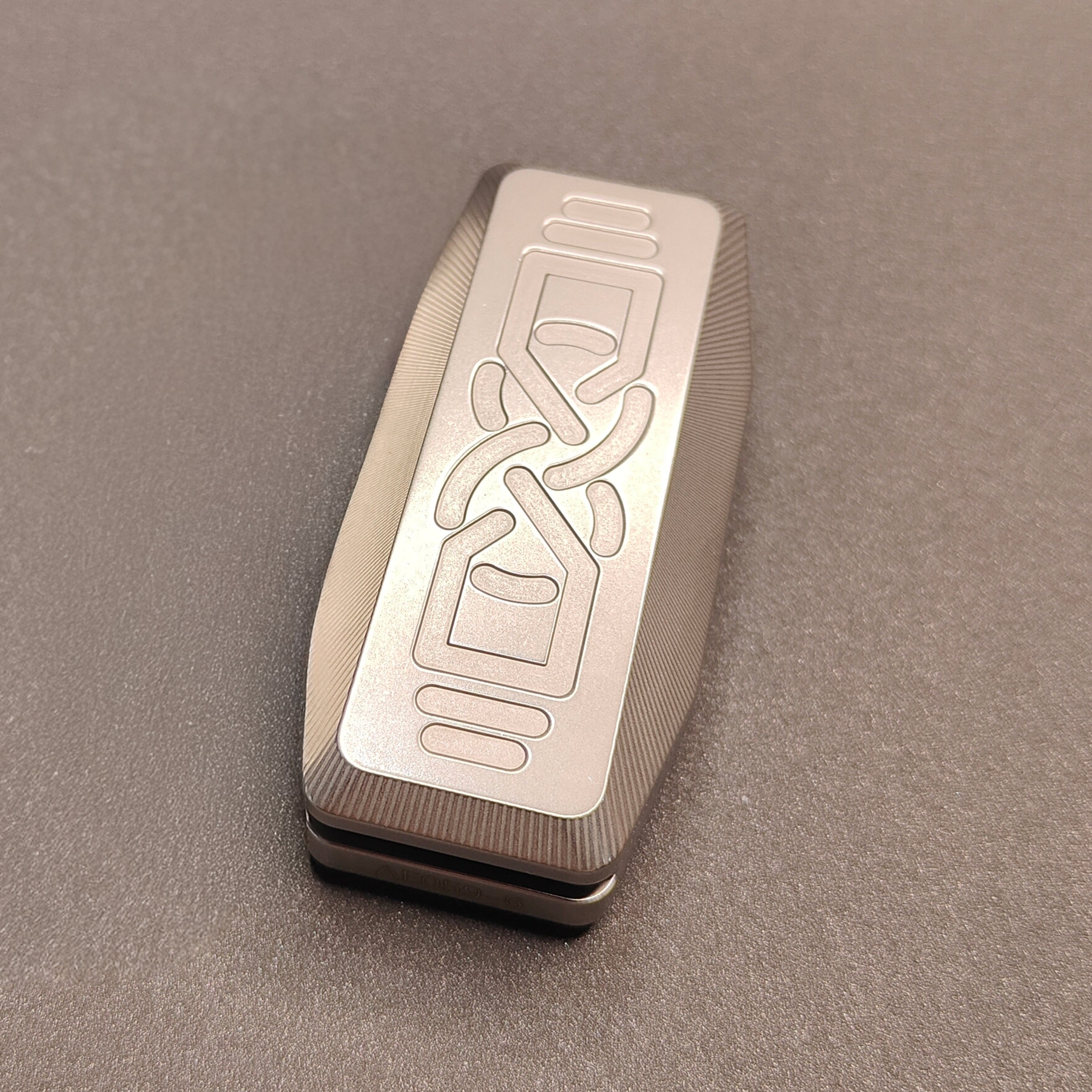 Sequence 只禁优惠代码 Shuttle Slider Stonewashed Stainless Steel (ships in 7 days)