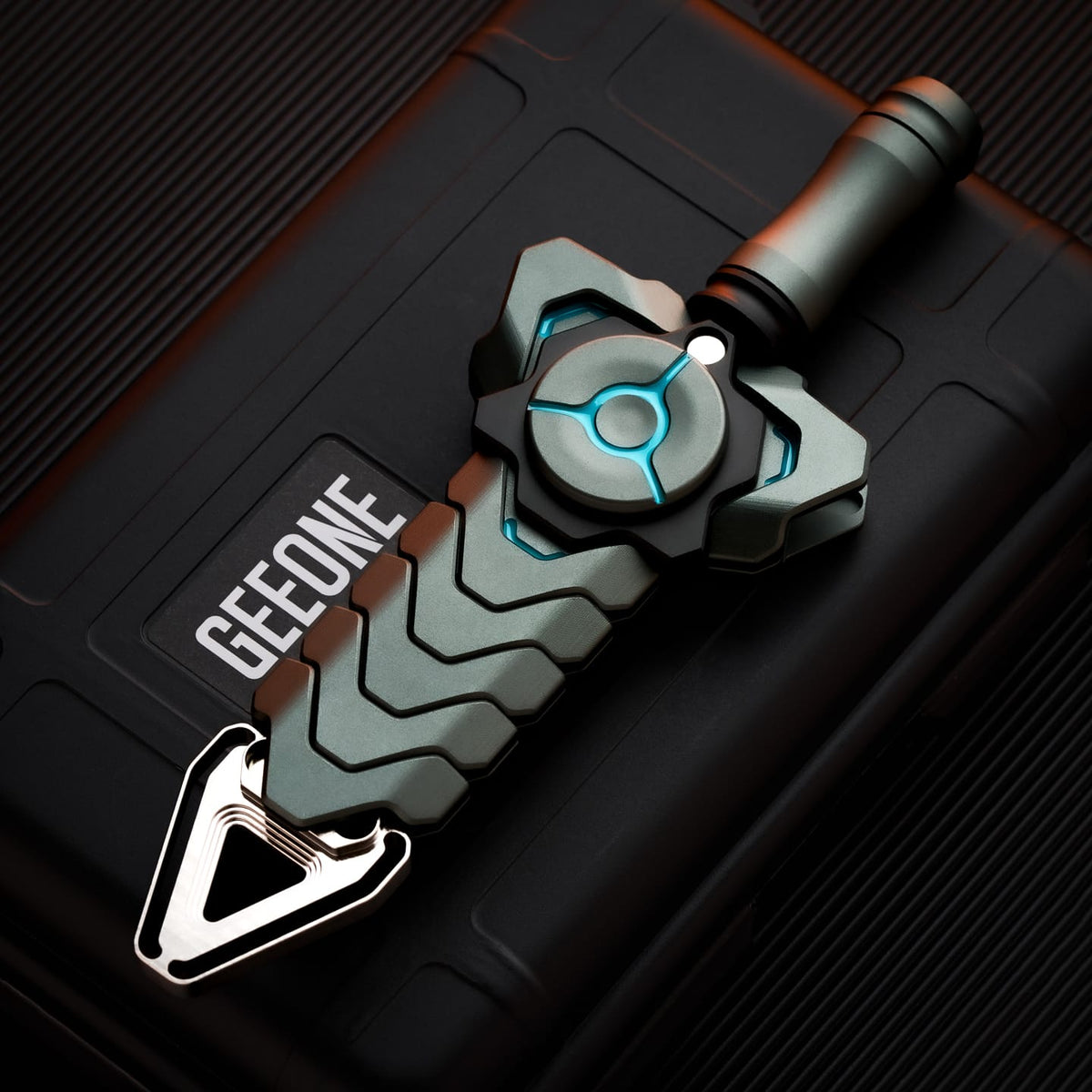 Sky Nest EDC 只禁优惠代码 Rattlesnake Sword Aluminum main body + Blue Fluorescent Lines + Titanium Tuning Fork