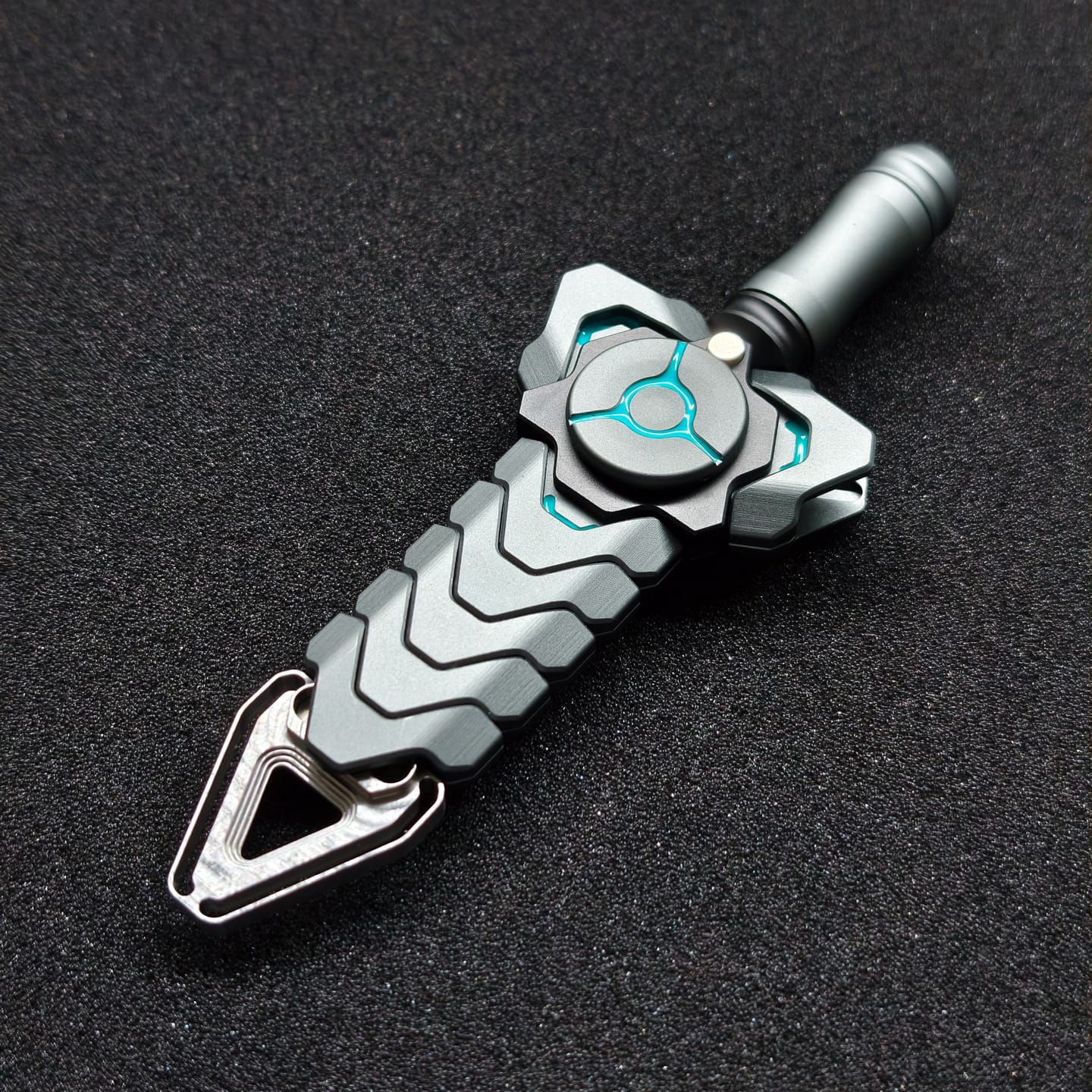 Sky Nest EDC 只禁优惠代码 Rattlesnake Sword Aluminum main body + Blue Glow Lines + Titanium Tuning Fork (ships in 3 days)