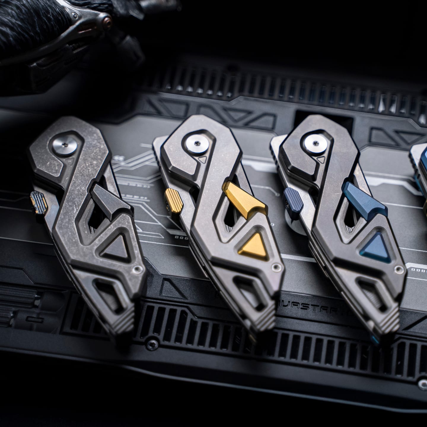 TEA ROOM Multi Tool TR-1 Titanium+M390
