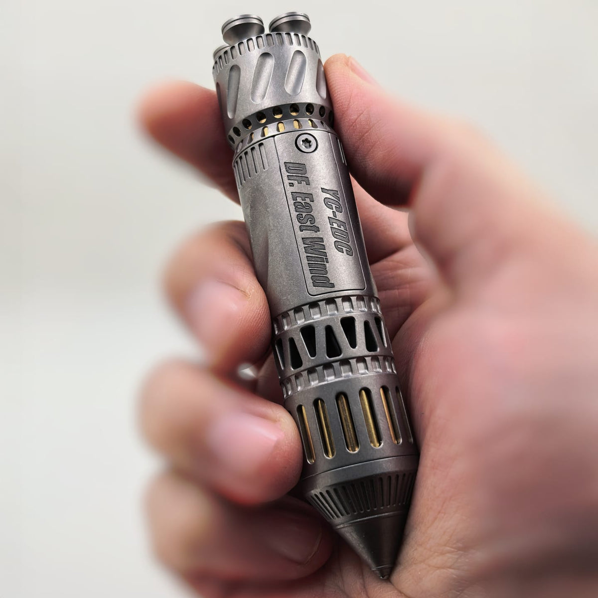 YC EDC 只禁优惠代码 East Wind Titanium (ships in the end of Dec.)