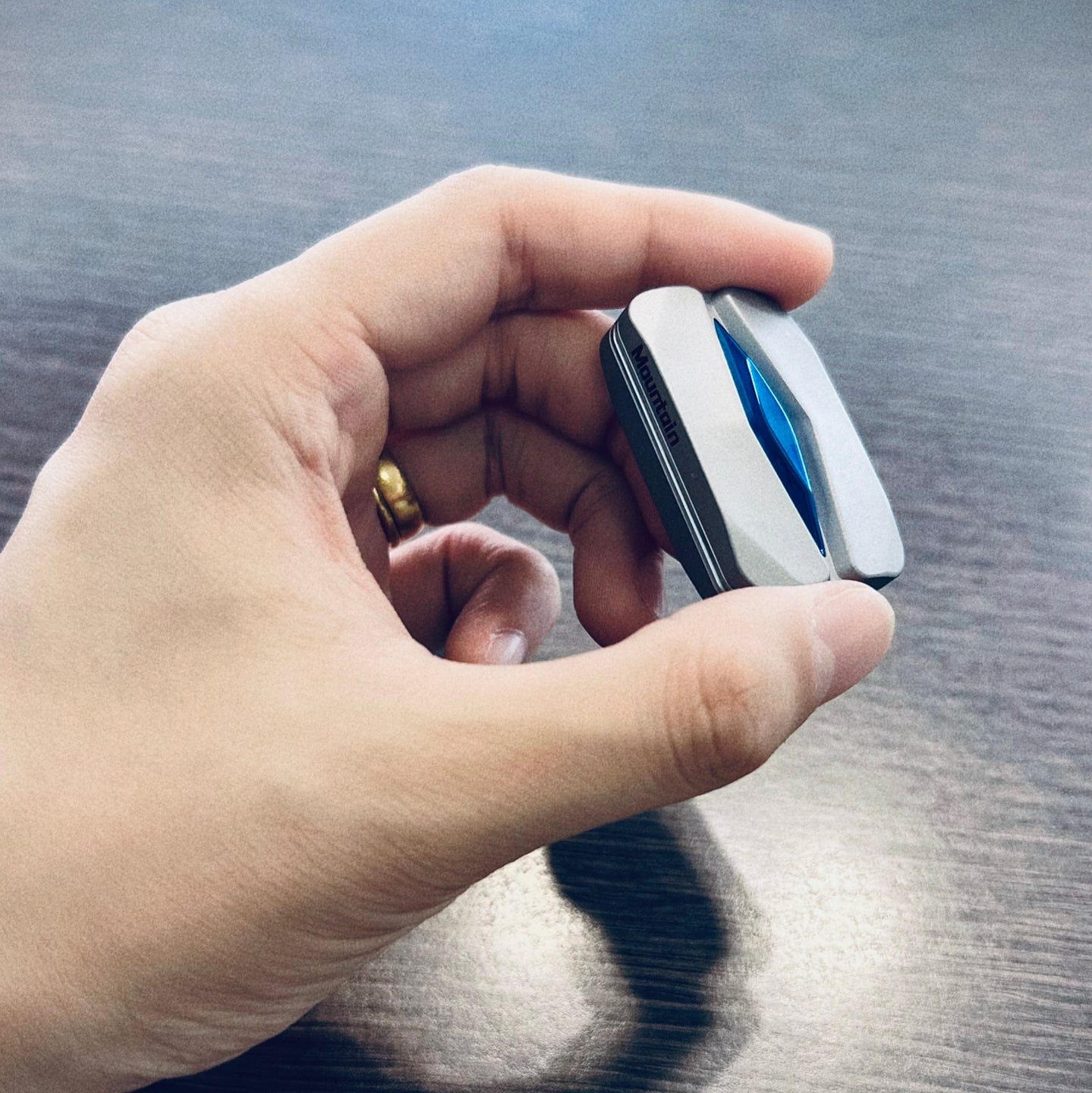 YC EDC 只禁优惠代码 Mountain Titanium (ships on Sep.30)