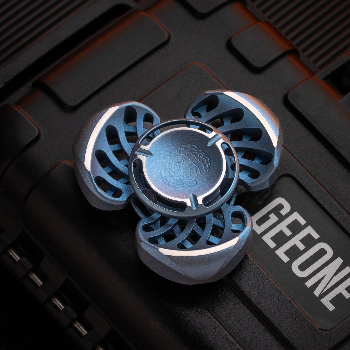 ZacLab 只禁优惠代码 Turbo Spinner Titanium blue