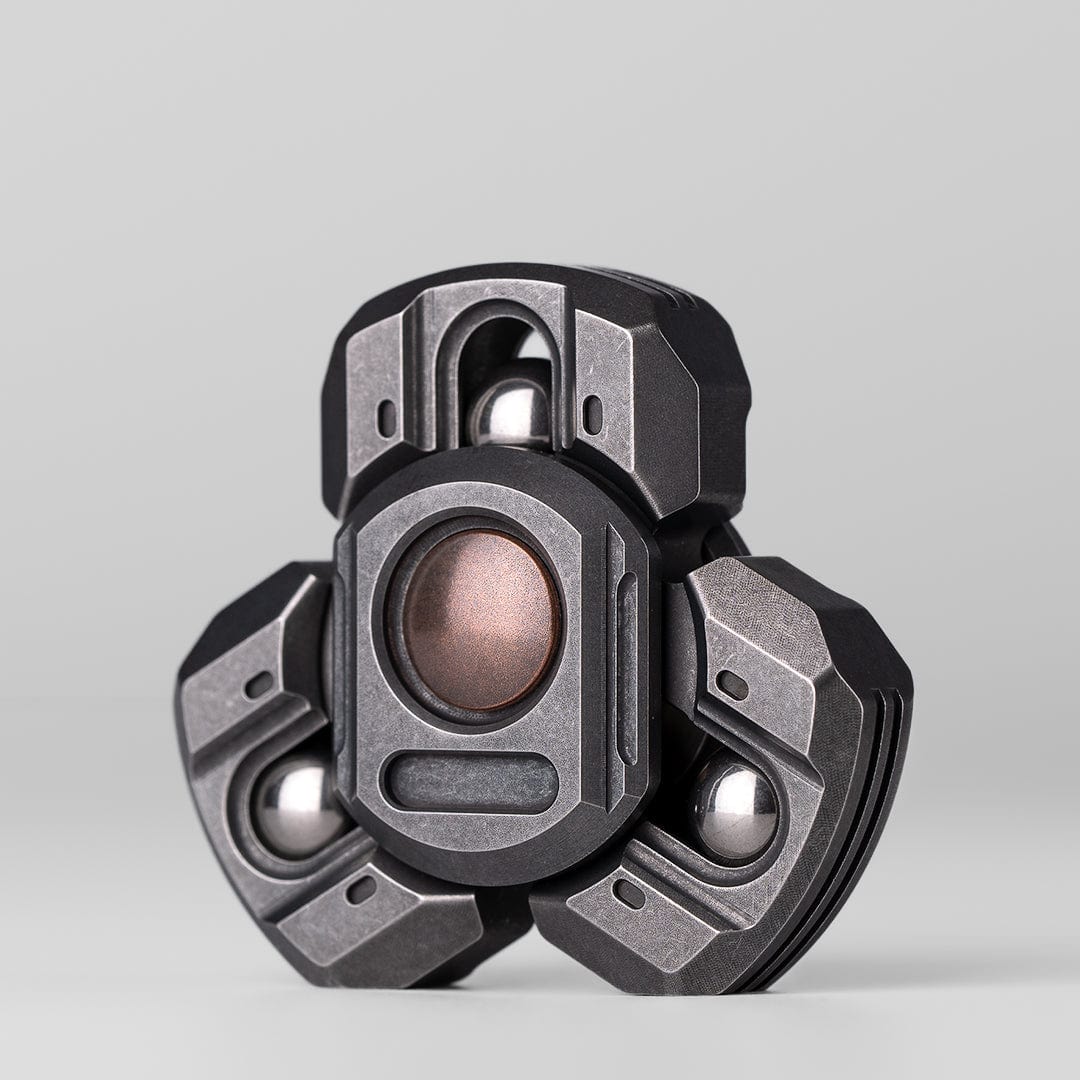 WanWu, MARCH, Fidget Spinner