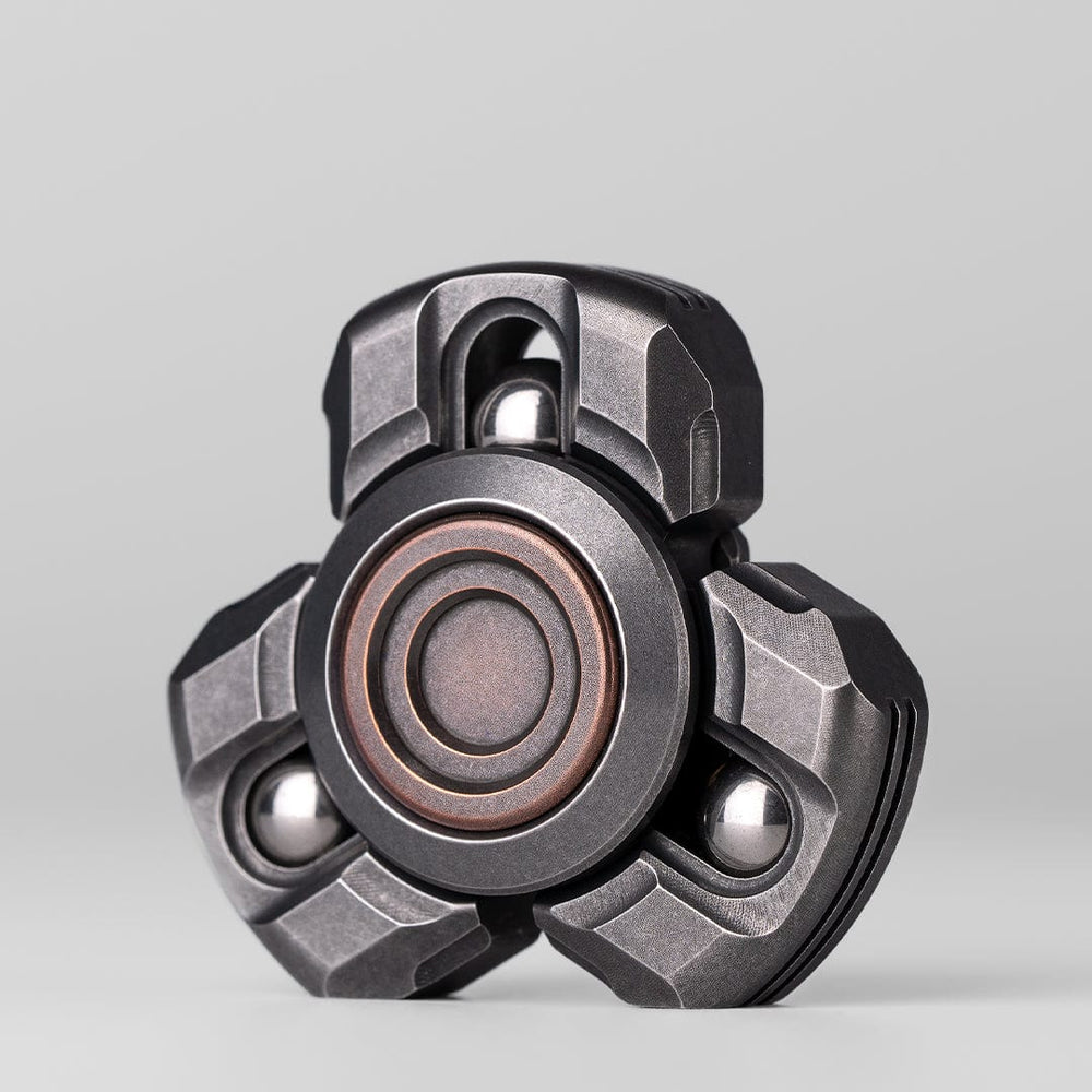 WanWu, MARCH, Fidget Spinner